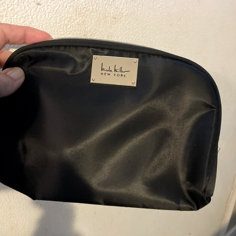 Nicole Miller cosmetic pouch